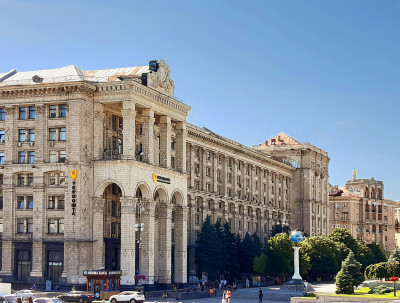 Українці зможуть отримати тисячу від Зеленського через відділення «Укрпошти»