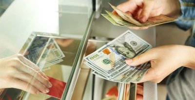 Валютні перекази в Україну мають подешевшати
