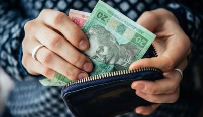 Реальна зарплата українців у липні зросла на 0,1%