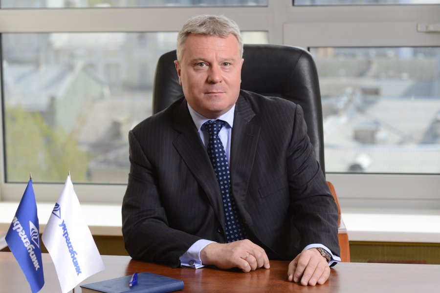 Кравець Андрій — Фiнансовий клуб