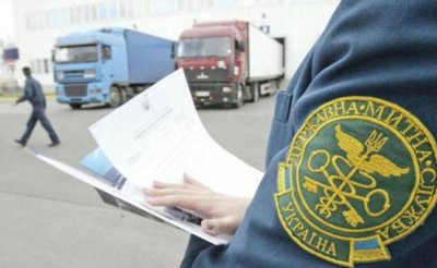 На митниці розпочалися масові звільнення