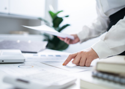 Нацбанк виключив з ліцензій 4 небанків окремі види фінпослуг