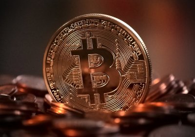 Bitcoin перетнув межу у 51 тисячу доларів