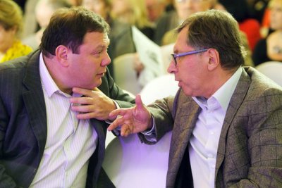 Акционеры Альфа-Банка и Укрсоцбанка попали в "кремлевский доклад"