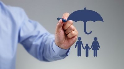 Страховать в валюте смогут только крупнейшие компании