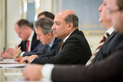 Чакрабарти призвал ликвидировать Нацкомфинуслуг