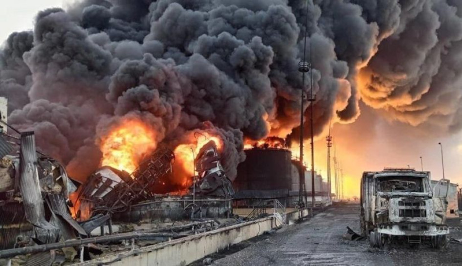 Удари України обвалили переробку нафти в росії до мінімуму за 21 рік