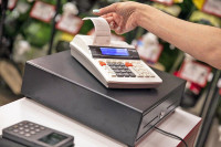 Сума виторгів через касові апарати за рік зросла на 30%