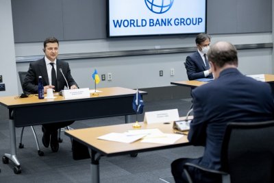 Зеленський запросив Світовий банк до реалізації плану на $277 млрд