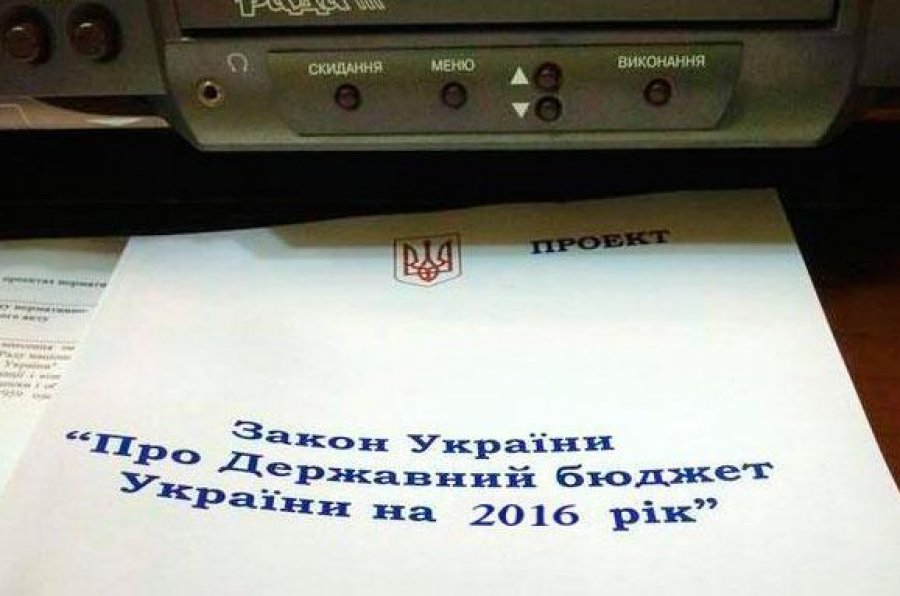 Сколько денег воруют из госбюджета?