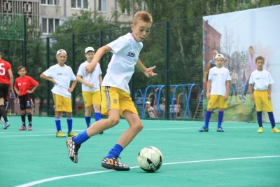 ТАСКОМБАНК і Mastercard оновили футбольний майданчик у Рівному