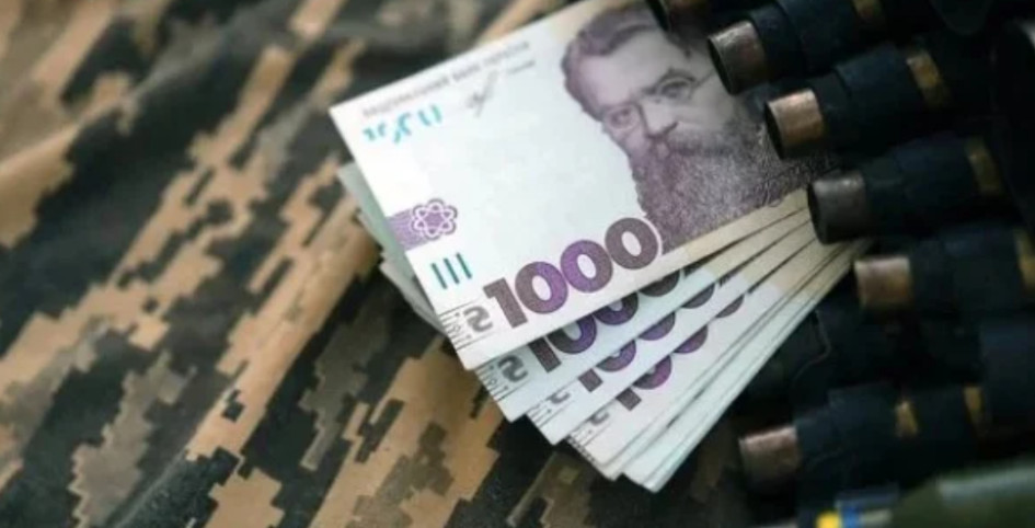 Бюджетний комітет рекомендував спрямовувати військовий збір на зарплати військовослужбовців