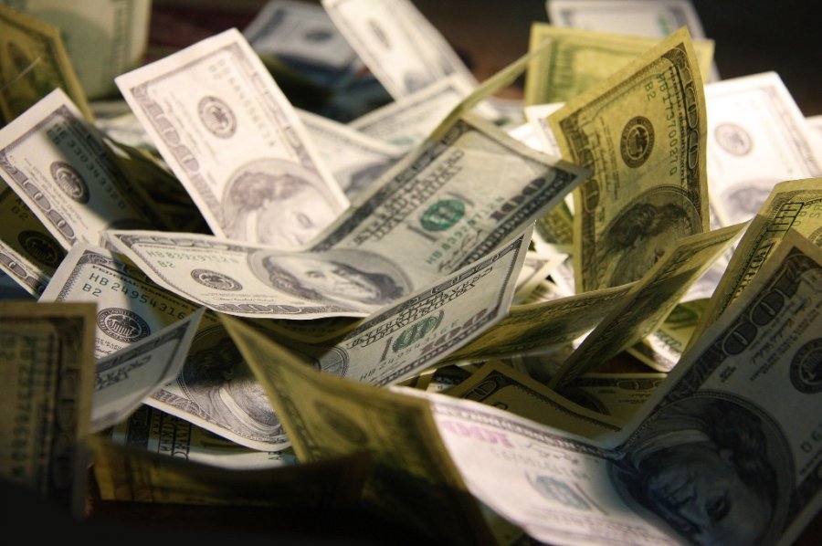 Нацбанк скупил на рынке почти $0,8 млрд