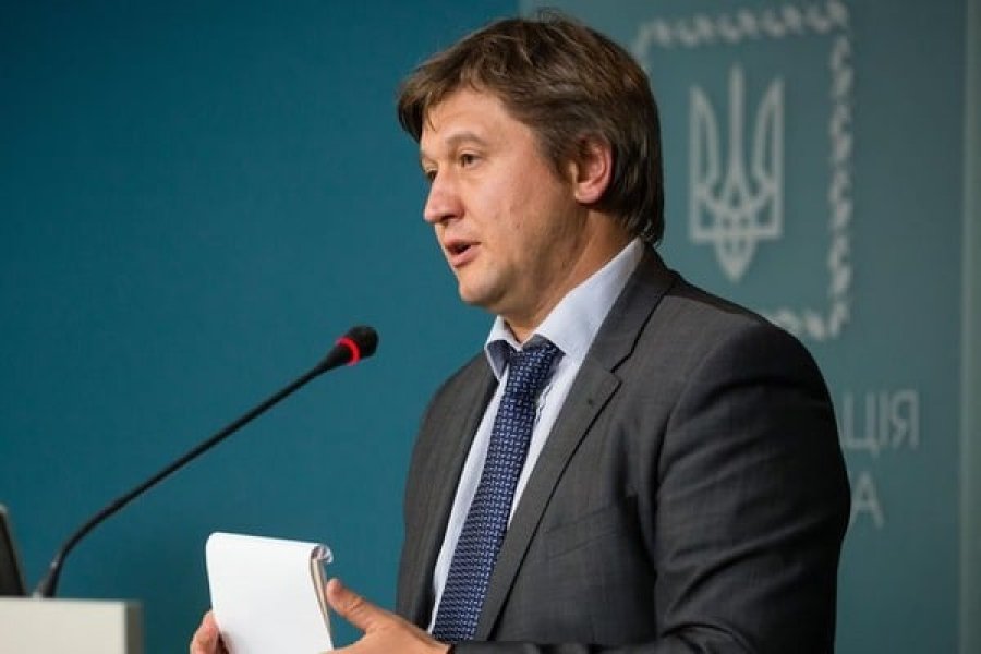 Данилюк угрожает Насирову увольнением за саботаж реформ