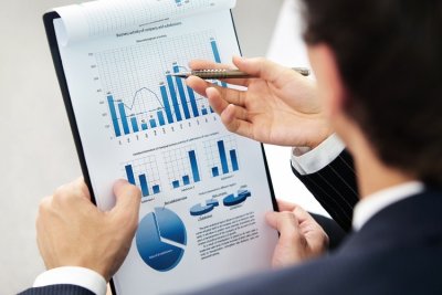 Бізнес прогнозує підвищення цін на послуги та звільнення працівників