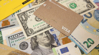 Грошові перекази в Україну торік сягнули $9,6 млрд