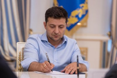 Зеленський підписав закон про збільшення повноважень НКЦПФР