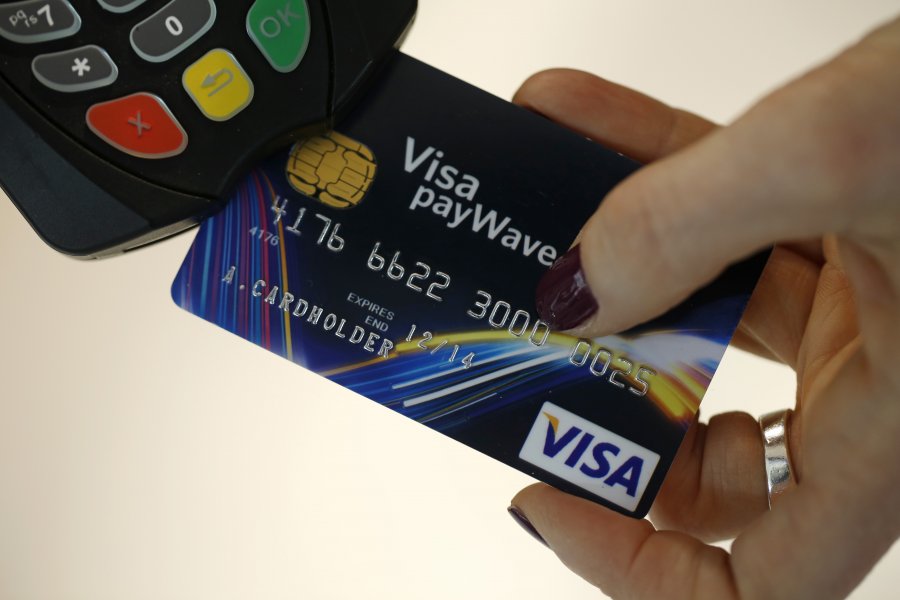 Завтра заблокируют карты VISA одного из банков