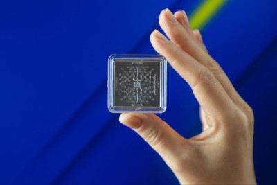 Нацбанк випустив квадратні гроші