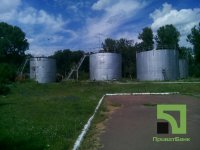 ПриватБанк продает более 30 нефтебаз