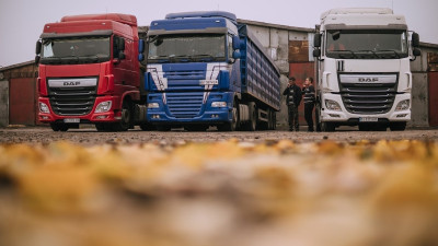 Трамп запроваджує 25% імпортне мито на вантажівки