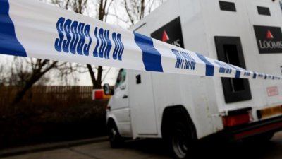 В Париже инкассатор сбежал с 3 млн евро