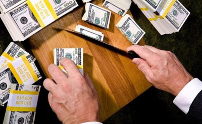 Відомого бізнесмена викрили у заволодінні понад 100 млн грн одного з найбільших банків країни