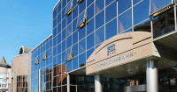 Укрексімбанк відмовився від миттєвих грошових переказів