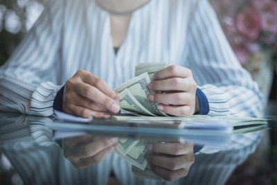 Україна може розпочати реструктуризацію $20 млрд боргу в квітні