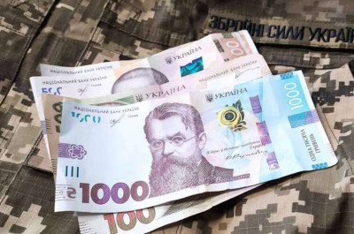 Військовий збір хочуть направити виключно на зарплати ЗСУ