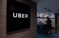 Ексголова Uber продав більше 50% своєї частки в компанії