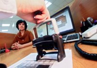 НБУ згоден чекати інформацію від небанків