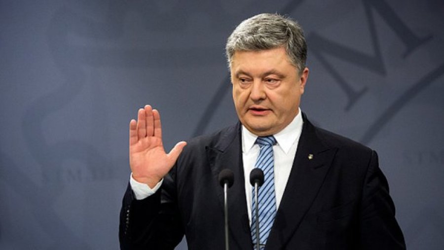 Порошенко раскритиковал требования МВФ