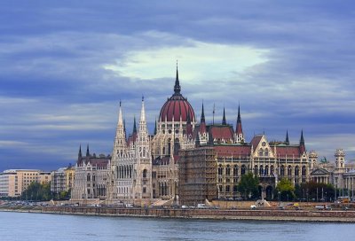 Угорщина відмовилася фінансувати довгострокову програму підтримки України