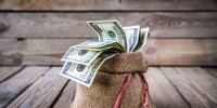 Українці відкрили 2,5 тисячі доларових депозитів за курсом НБУ