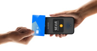monobank другим після ПриватБанку запустив NFC-еквайринг на iPhone