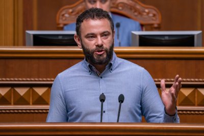 НБУ через суд вимагає від Дубінського публічного спростування наклепів